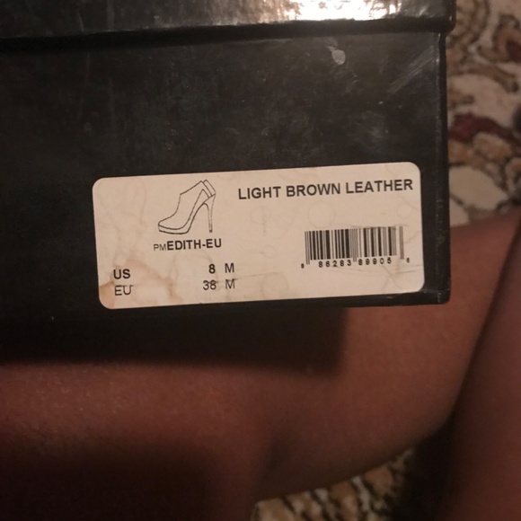 Guess by Marciano shoe boot, Size 8 light Brown/tan - Picture 5 of 5